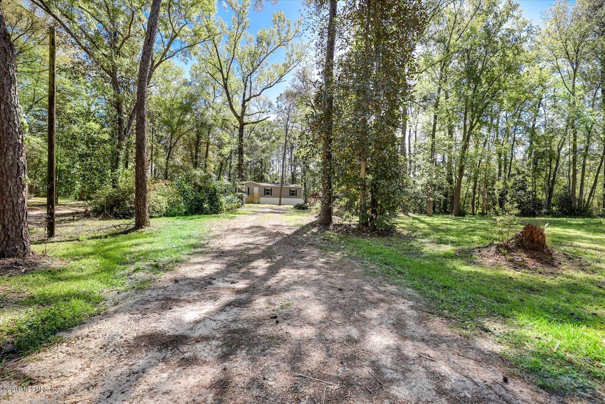 6118 Chestnut Road Macclenny, FL 32063 - Photo 23 of 23 Driveway