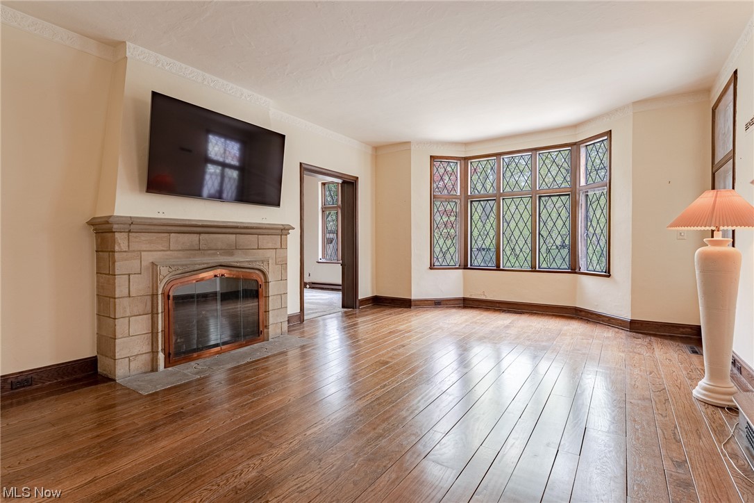 12419 Fairhill Road Cleveland, OH 44120 - Photo 4 of 35 Gallery Image 4