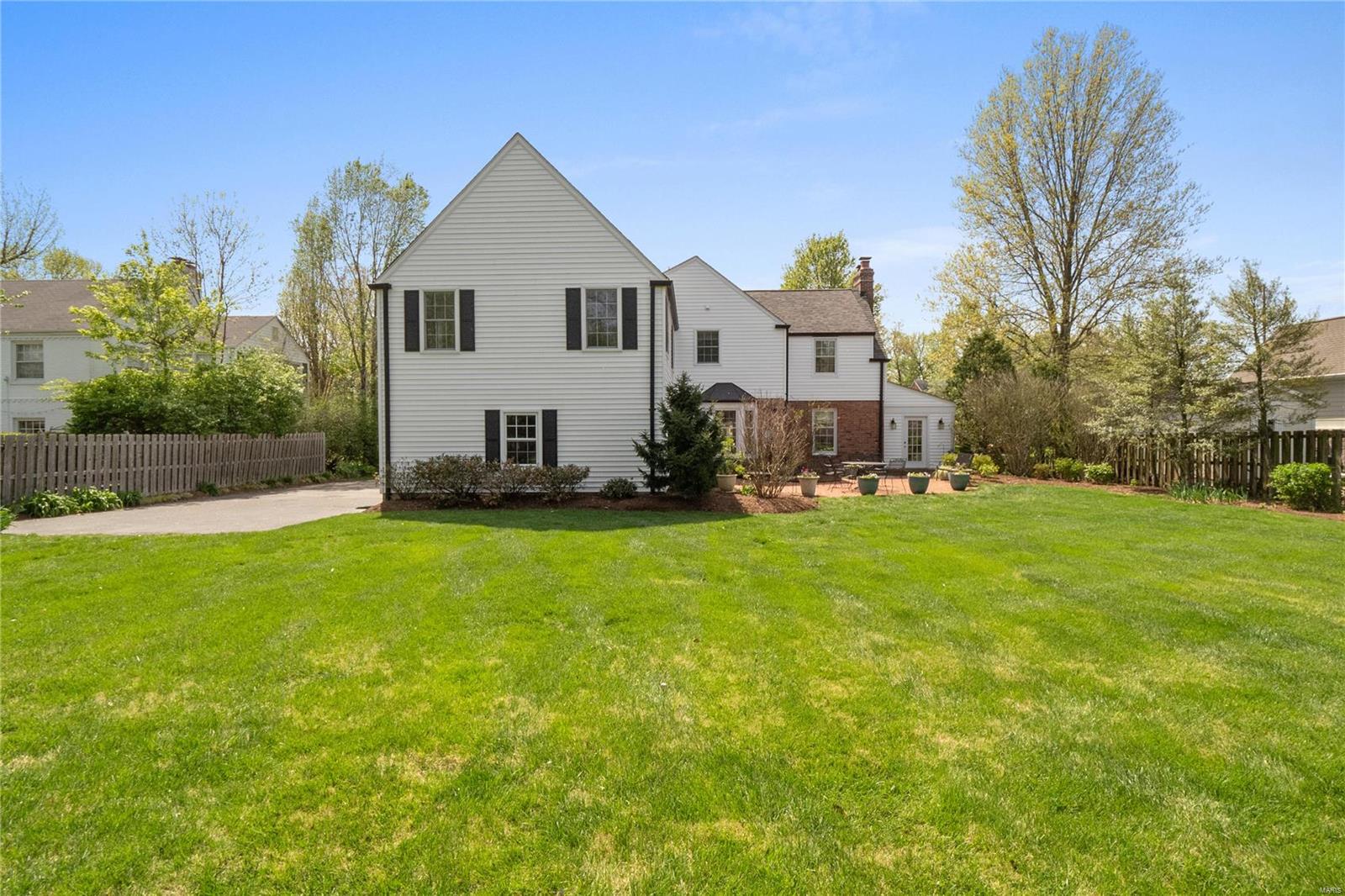 10 Warson Terrace St. Louis, MO 63124 - Photo 32 of 38