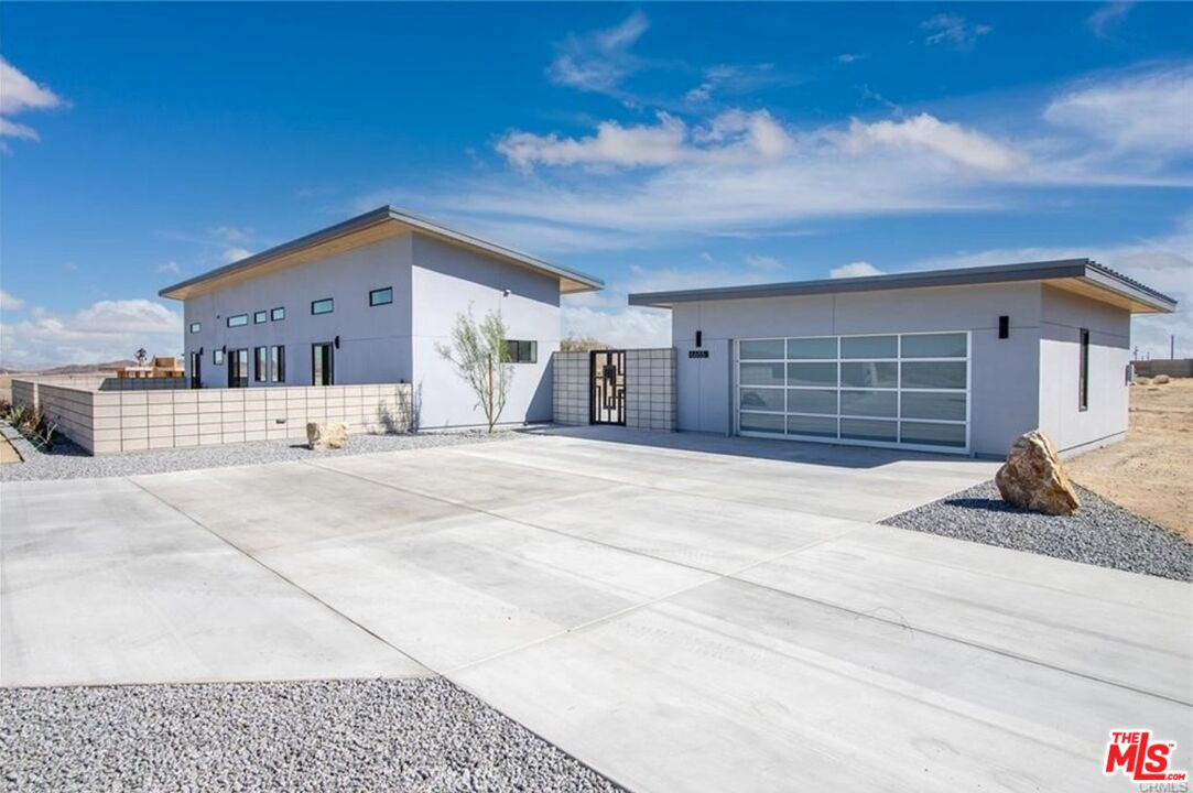 6655 Cascade Road Joshua Tree, CA 92252 - Photo 1 of 2 a house view with a outdoor space
