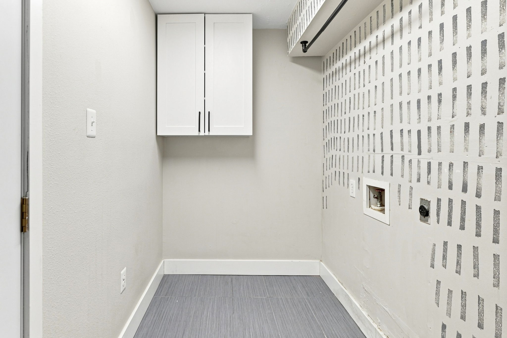 12713 Rhea Court Austin, TX 78727 - Photo 22 of 36 Utility Room