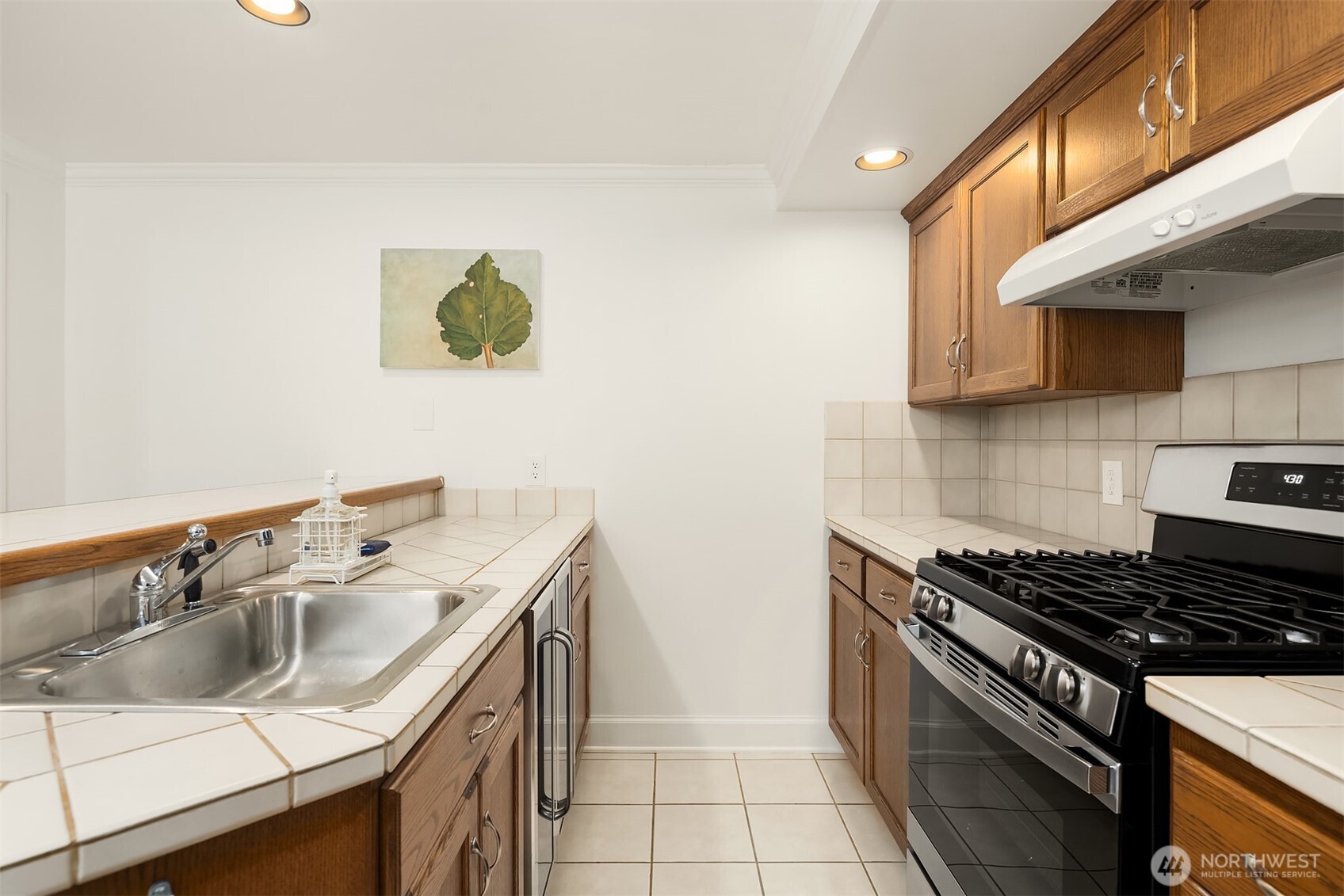 4915 Rucker Avenue Everett, WA 98203 - Photo 23 of 36