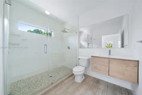 $5,000 | 1117 Southwest 13th Street, Unit R, Miami, FL 33129