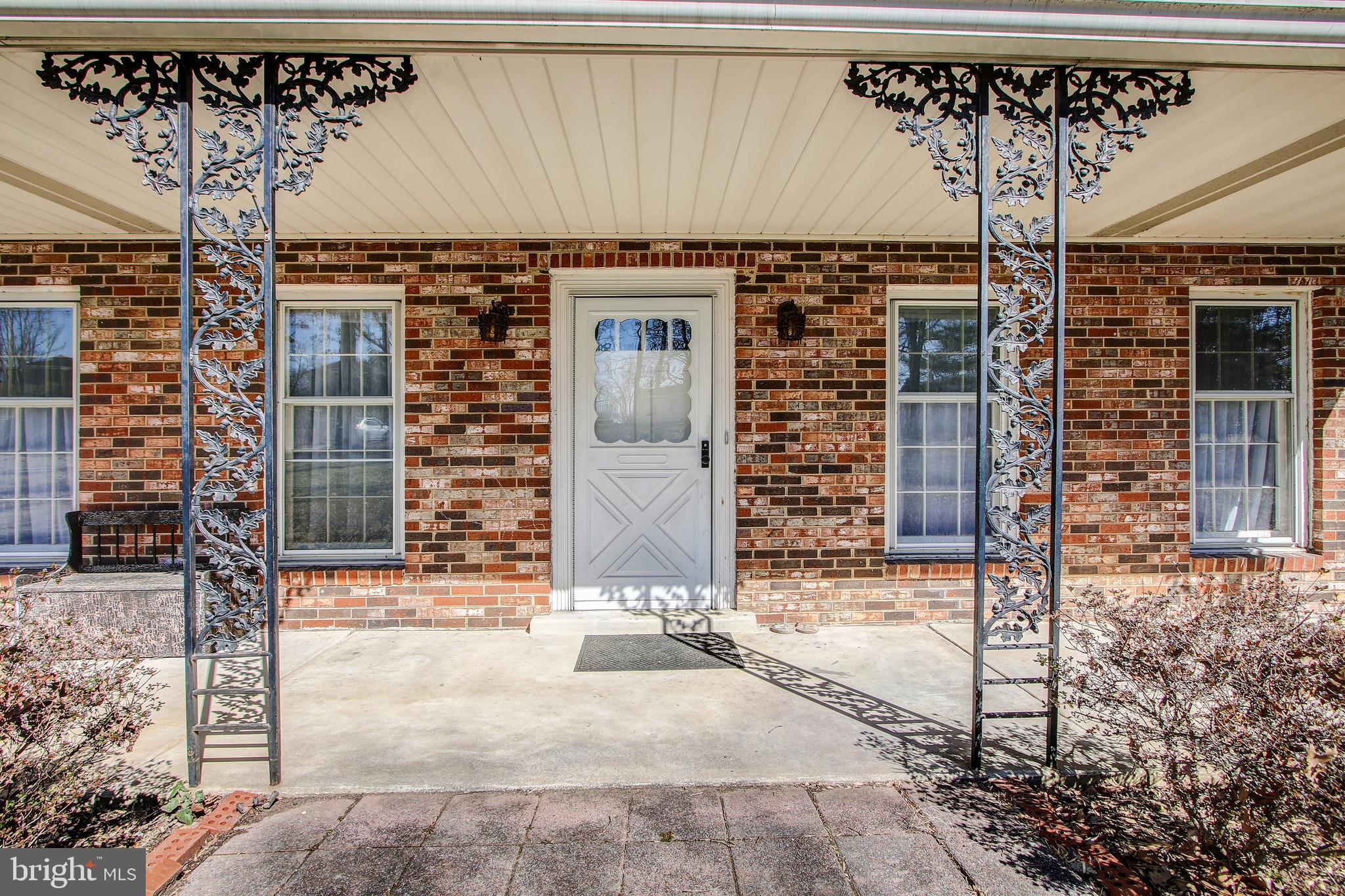 10504 Scaggsville Road Laurel, MD 20723 - Photo 5 of 40 Front Porch