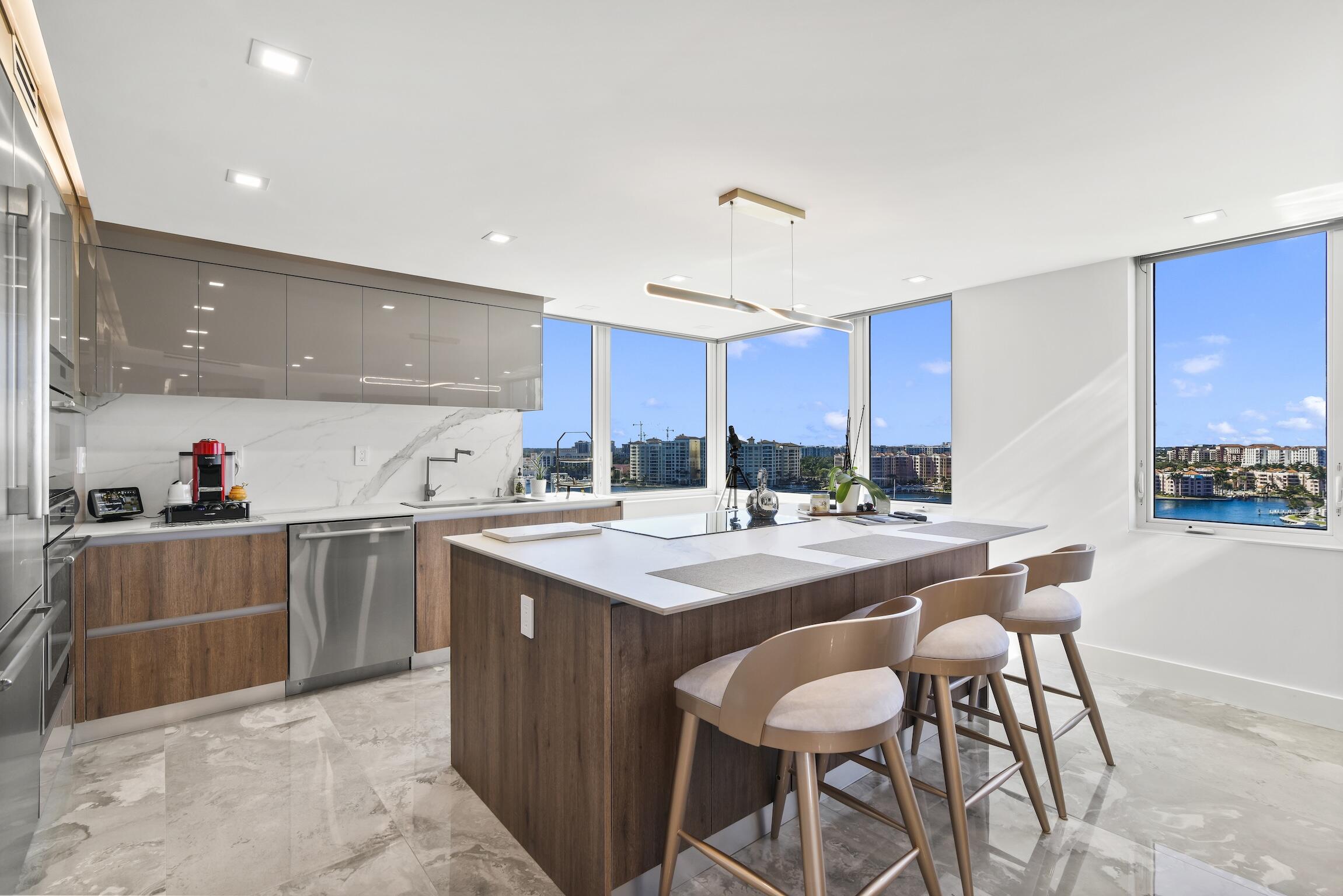 550 South Ocean Boulevard, Unit 1407 Boca Raton, FL 33432 - Photo 14 of 47 Kitchen