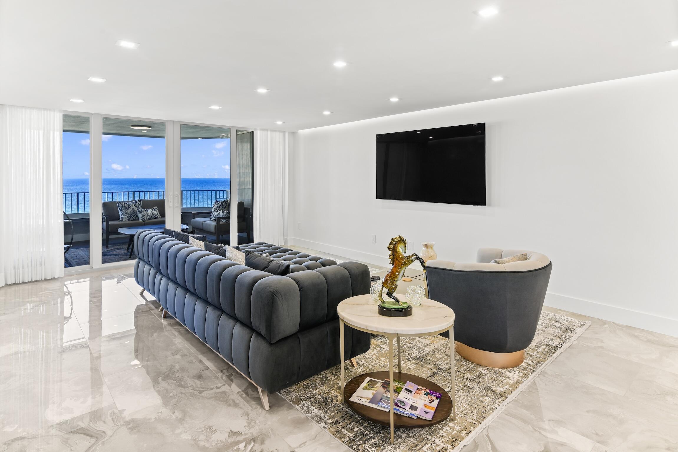 550 South Ocean Boulevard, Unit 1407 Boca Raton, FL 33432 - Photo 5 of 47 Living Room