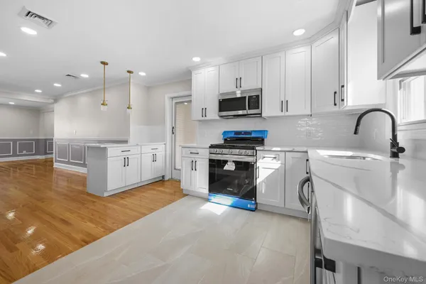 $898,000 | 2243 Leighton Road, Elmont, NY 11003