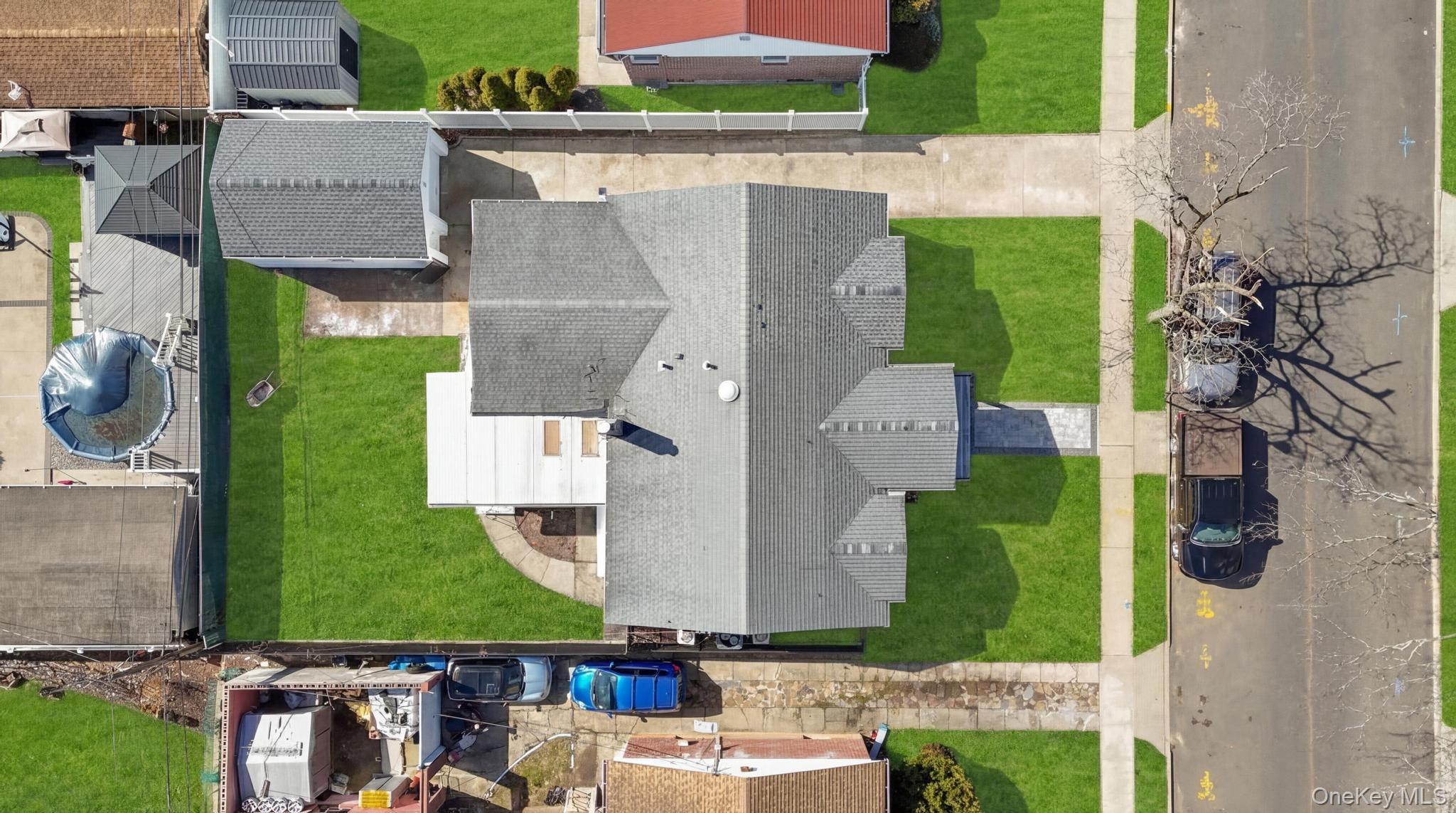 2243 Leighton Road Elmont, NY 11003 - Photo 7 of 32