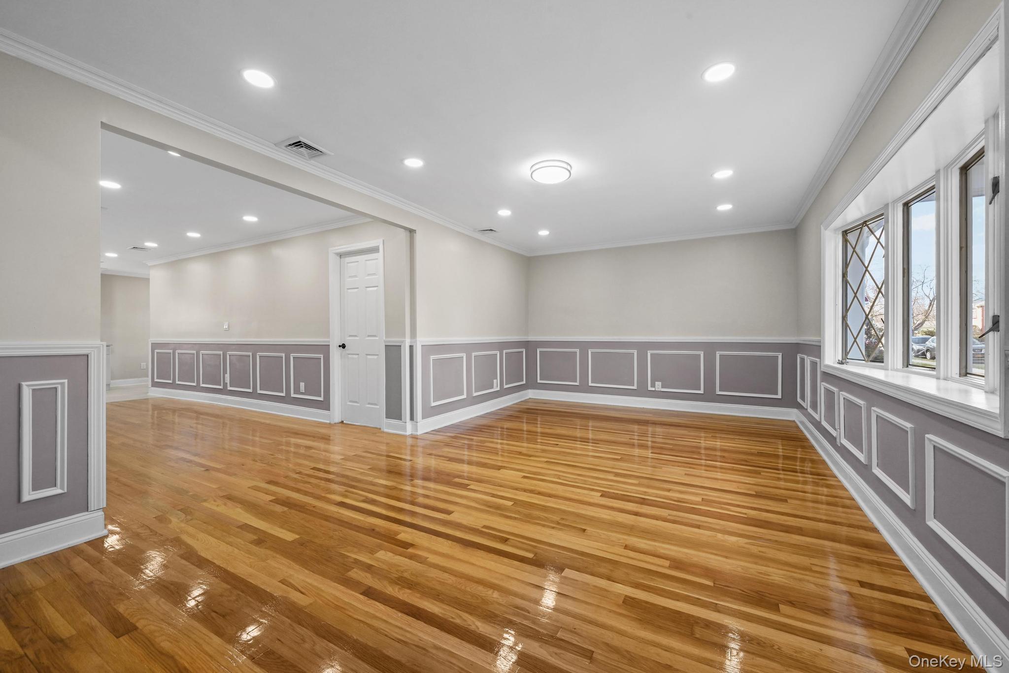 2243 Leighton Road Elmont, NY 11003 - Photo 10 of 32