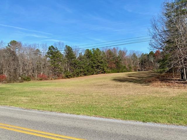 Howardsville Turnpike Stuarts Draft, VA 24477 - Photo 7 of 13 a view of a field with an ocean