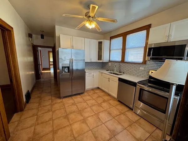 $278,900 | 9441 South Prairie Avenue, Chicago, IL 60619