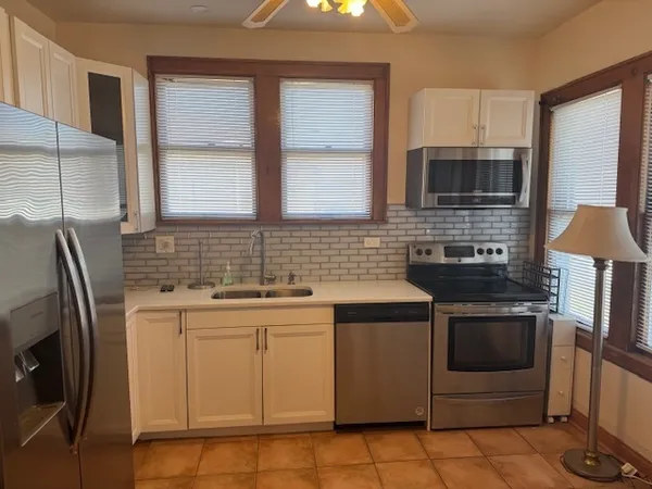 $278,900 | 9441 South Prairie Avenue, Chicago, IL 60619