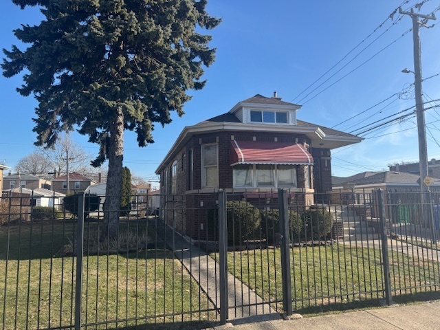 9441 South Prairie Avenue Chicago, IL 60619 - Photo 2 of 25
