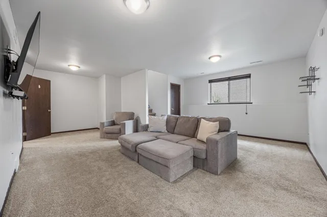 $319,900 | 4003 9th Street South, Moorhead, MN 56560