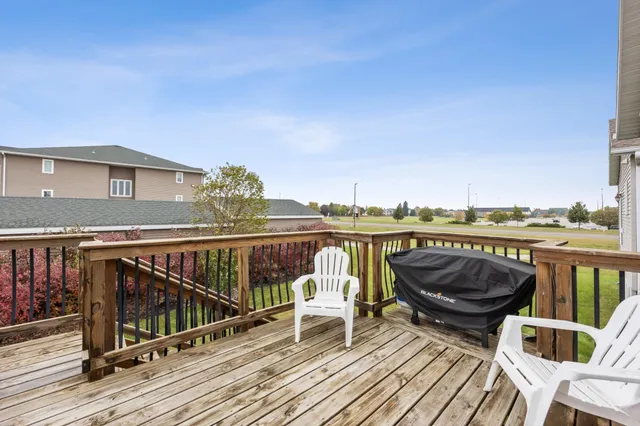 $319,900 | 4003 9th Street South, Moorhead, MN 56560