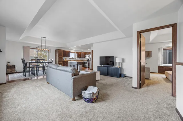 $319,900 | 4003 9th Street South, Moorhead, MN 56560