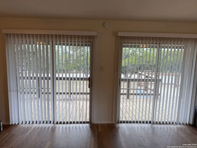 $1,550 | 173 Water Oak Lane, Canyon Lake, TX 78133