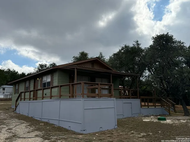 $1,550 | 173 Water Oak Lane, Canyon Lake, TX 78133