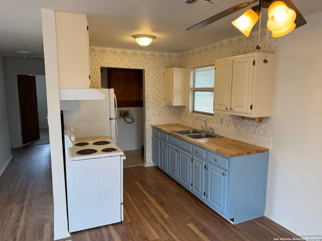 $1,550 | 173 Water Oak Lane, Canyon Lake, TX 78133