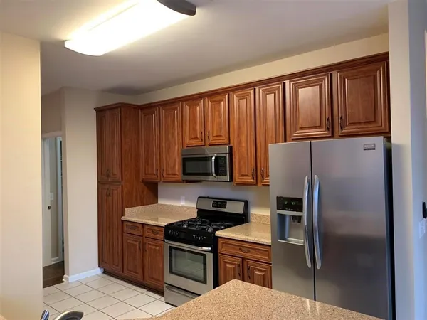 $3,950 | 930 Richmond Hill Drive, Marietta, GA 30068