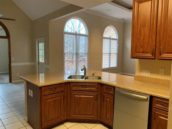 $3,950 | 930 Richmond Hill Drive, Marietta, GA 30068
