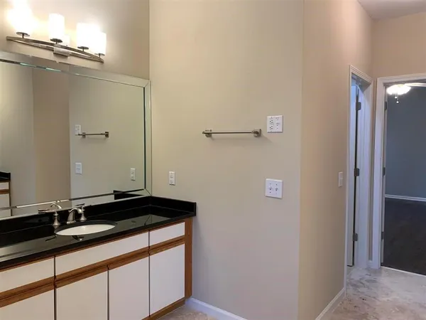 $3,950 | 930 Richmond Hill Drive, Marietta, GA 30068