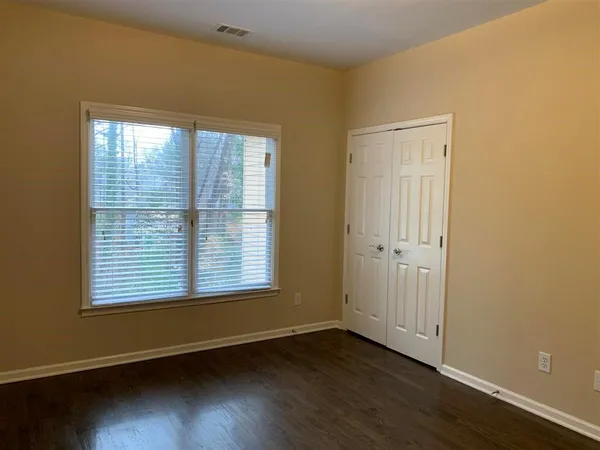$3,950 | 930 Richmond Hill Drive, Marietta, GA 30068