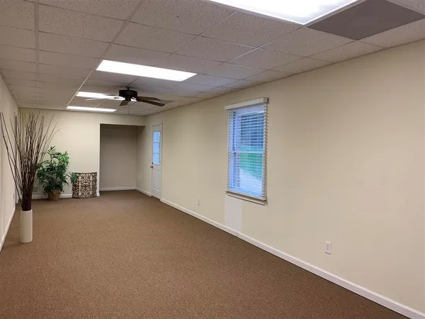 $3,950 | 930 Richmond Hill Drive, Marietta, GA 30068