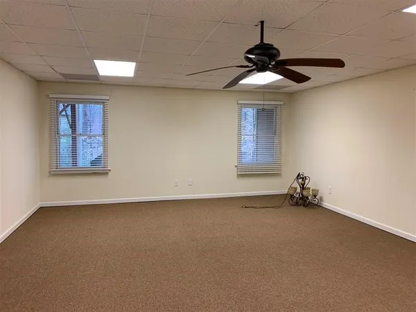 $3,950 | 930 Richmond Hill Drive, Marietta, GA 30068