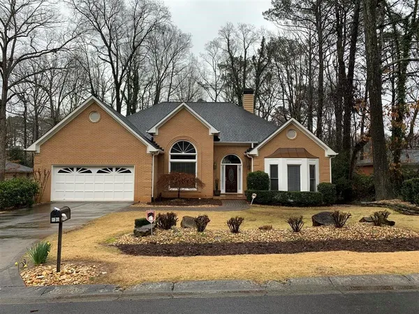 $3,950 | 930 Richmond Hill Drive, Marietta, GA 30068