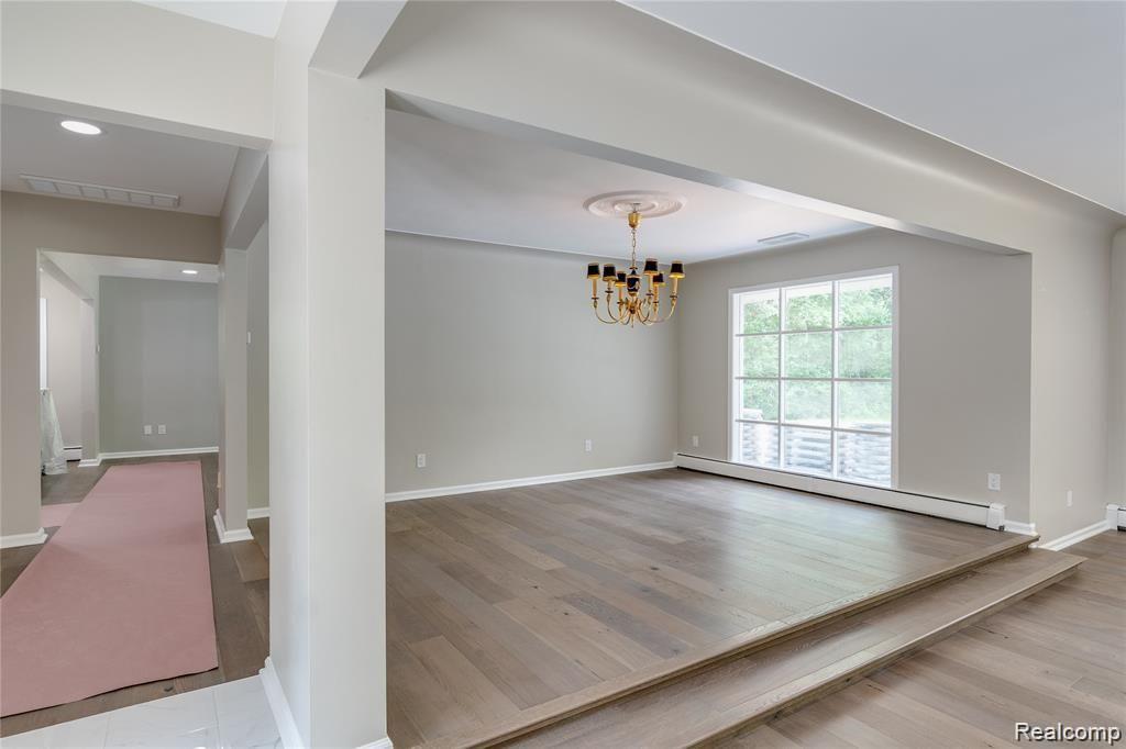 587 East Long Lake Road Bloomfield Hills, MI 48304 - Photo 8 of 27