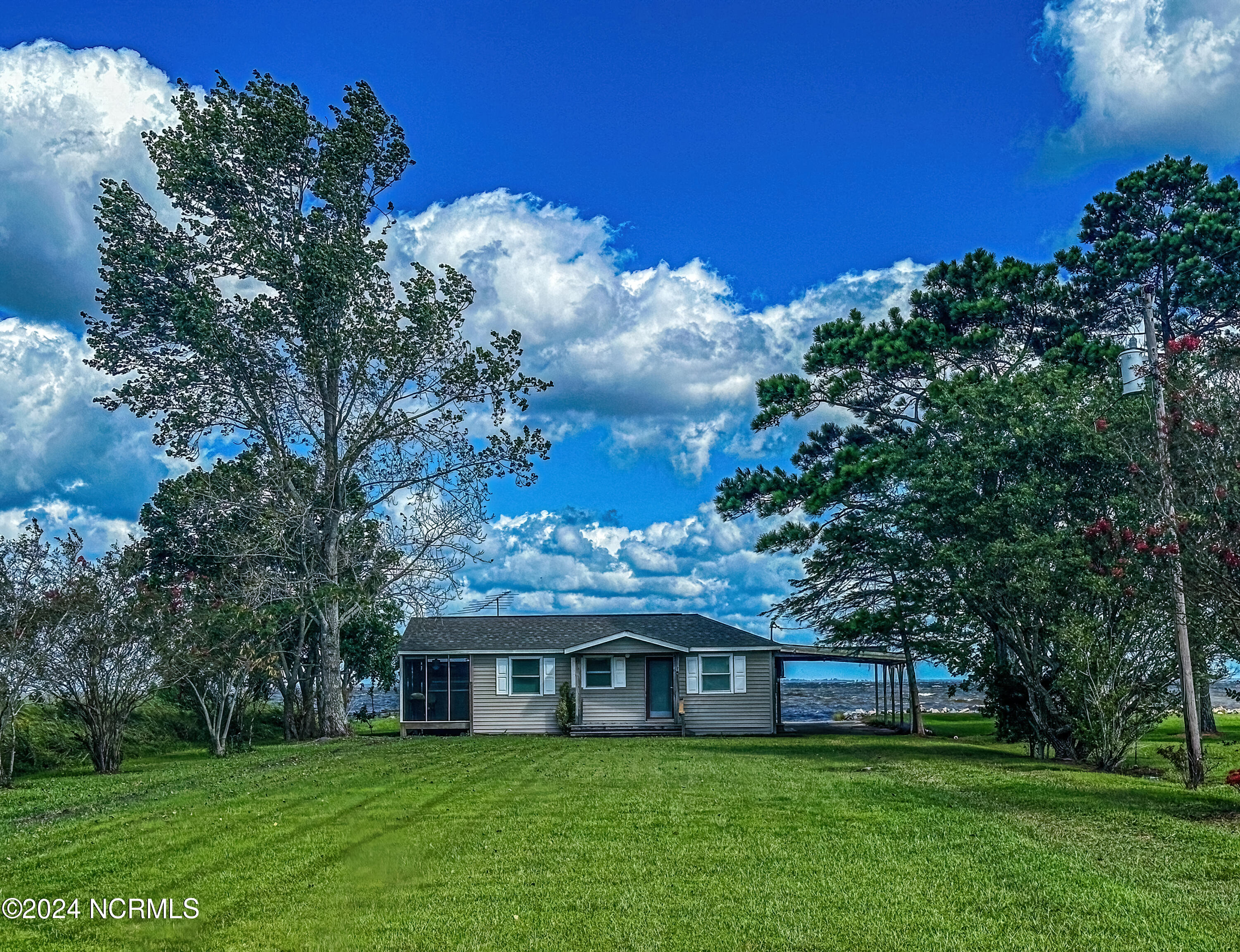 6435 Sound Side Road Columbia, NC 27925 - Photo 2 of 41 P@