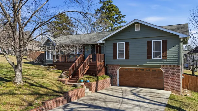 $425,000 | 2029 Port Royal Drive, Soddy Daisy, TN 37379