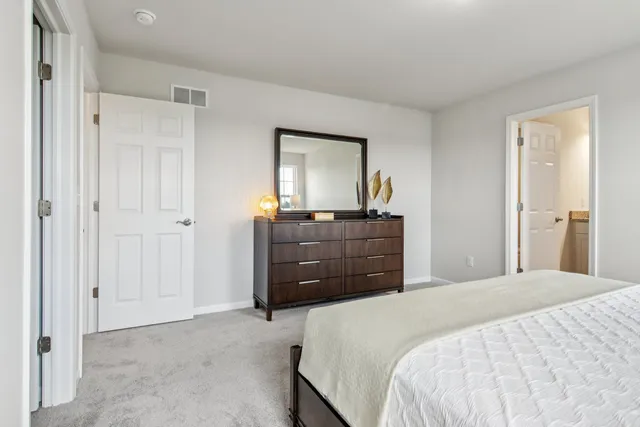 $489,900 | 607 Virginia Street, Elburn, IL 60119