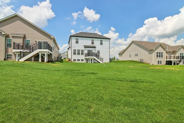 $489,900 | 607 Virginia Street, Elburn, IL 60119