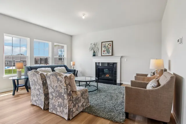 $489,900 | 607 Virginia Street, Elburn, IL 60119