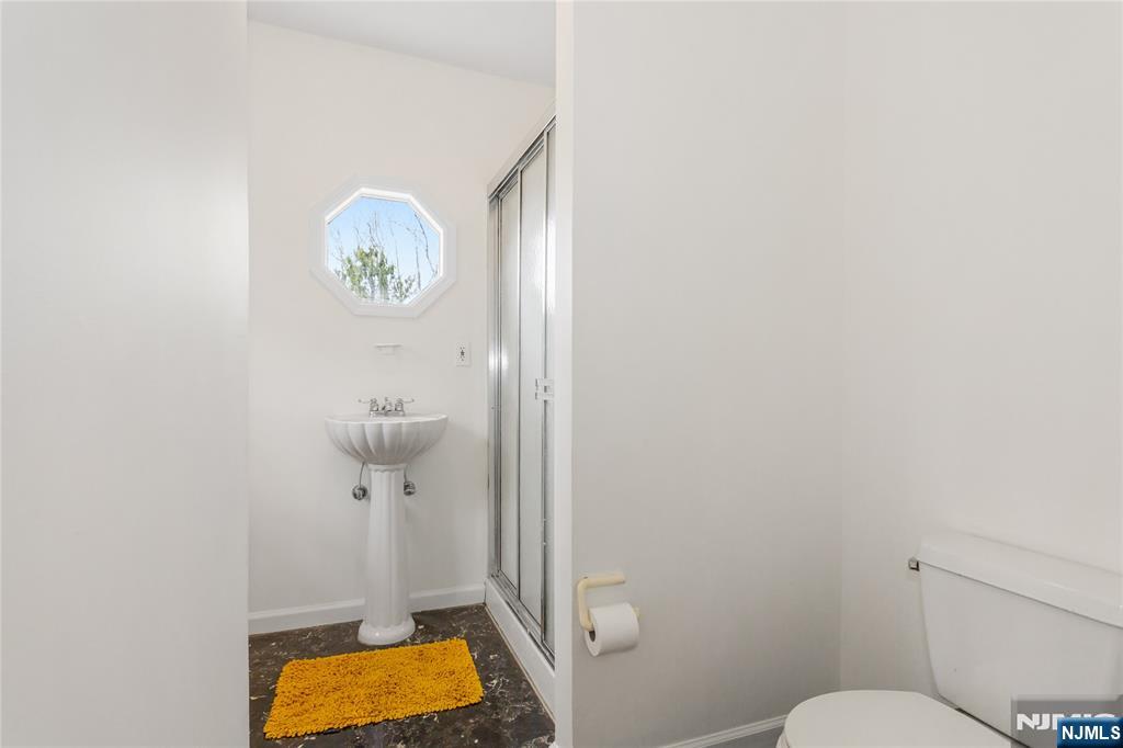 6 Partridge Trail Butler, NJ 07405 - Photo 23 of 36
