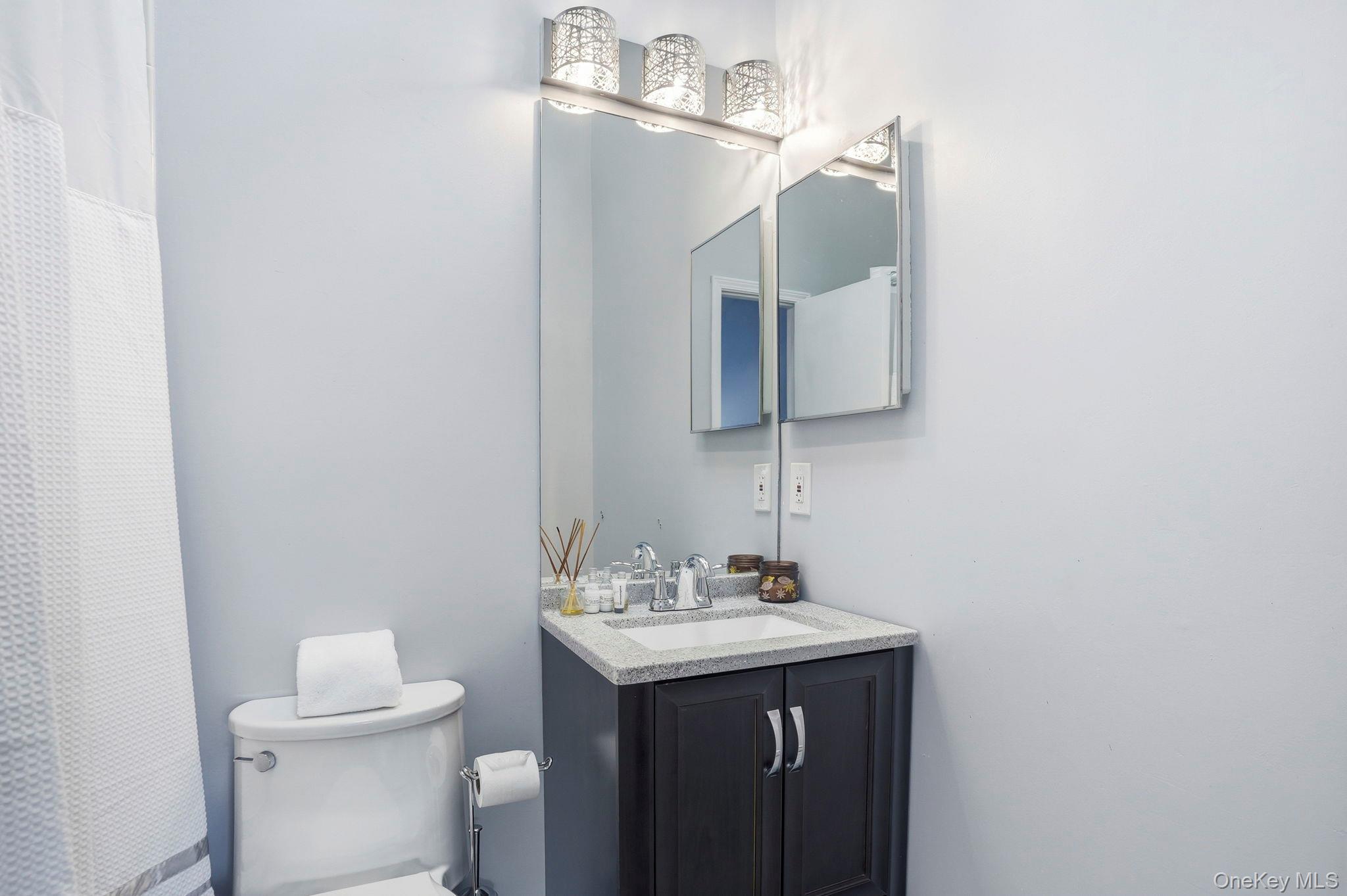 85 Hemlock Circle Peekskill, NY 10566 - Photo 20 of 23 ....with it's own en-suite bath with tub.