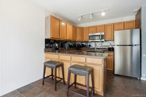 $465,000 | 85 Hemlock Circle, Peekskill, NY 10566