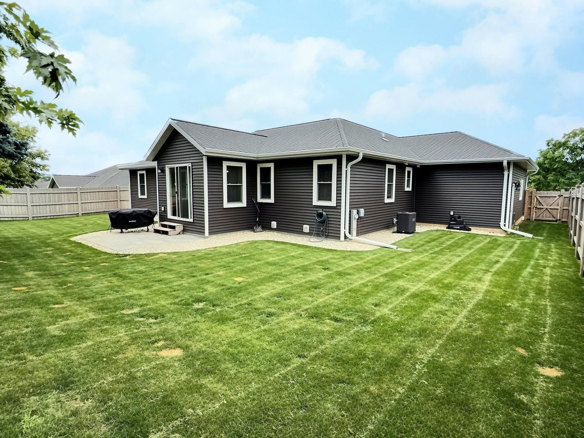 336 Village Lane Ripon, WI 54971 - Photo 25 of 29