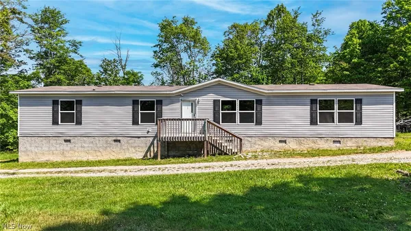 $175,900 | 7455 Stanleyville Road, Whipple, OH 45788