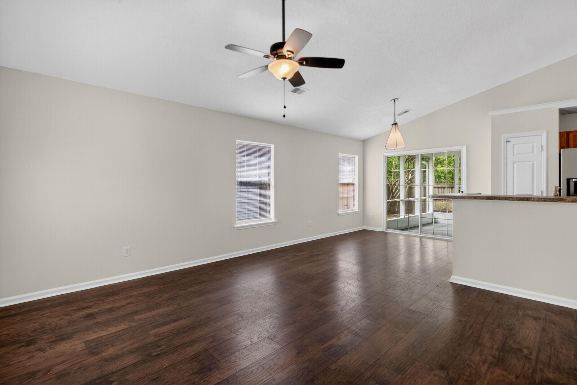 246 2 Pond Loop Ladson, SC 29456 - Photo 8 of 32 08_8_mls