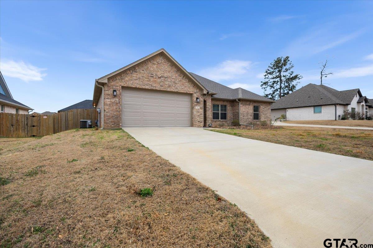114 Rose Row Lane Winona, TX 75792 - Photo 3 of 32