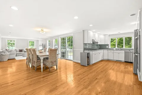 $1,399,000 | 415 Lowell Street, Lynnfield, MA 01940