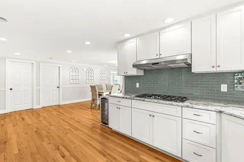 $1,399,000 | 415 Lowell Street, Lynnfield, MA 01940
