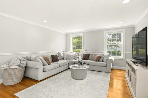 $1,399,000 | 415 Lowell Street, Lynnfield, MA 01940