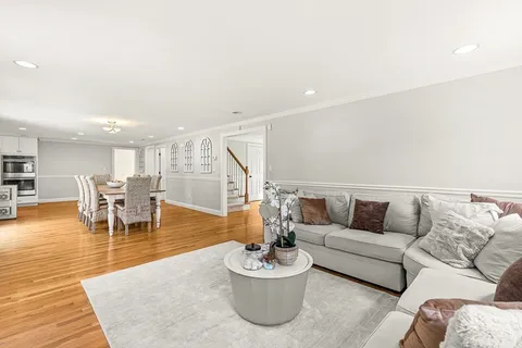 $1,399,000 | 415 Lowell Street, Lynnfield, MA 01940