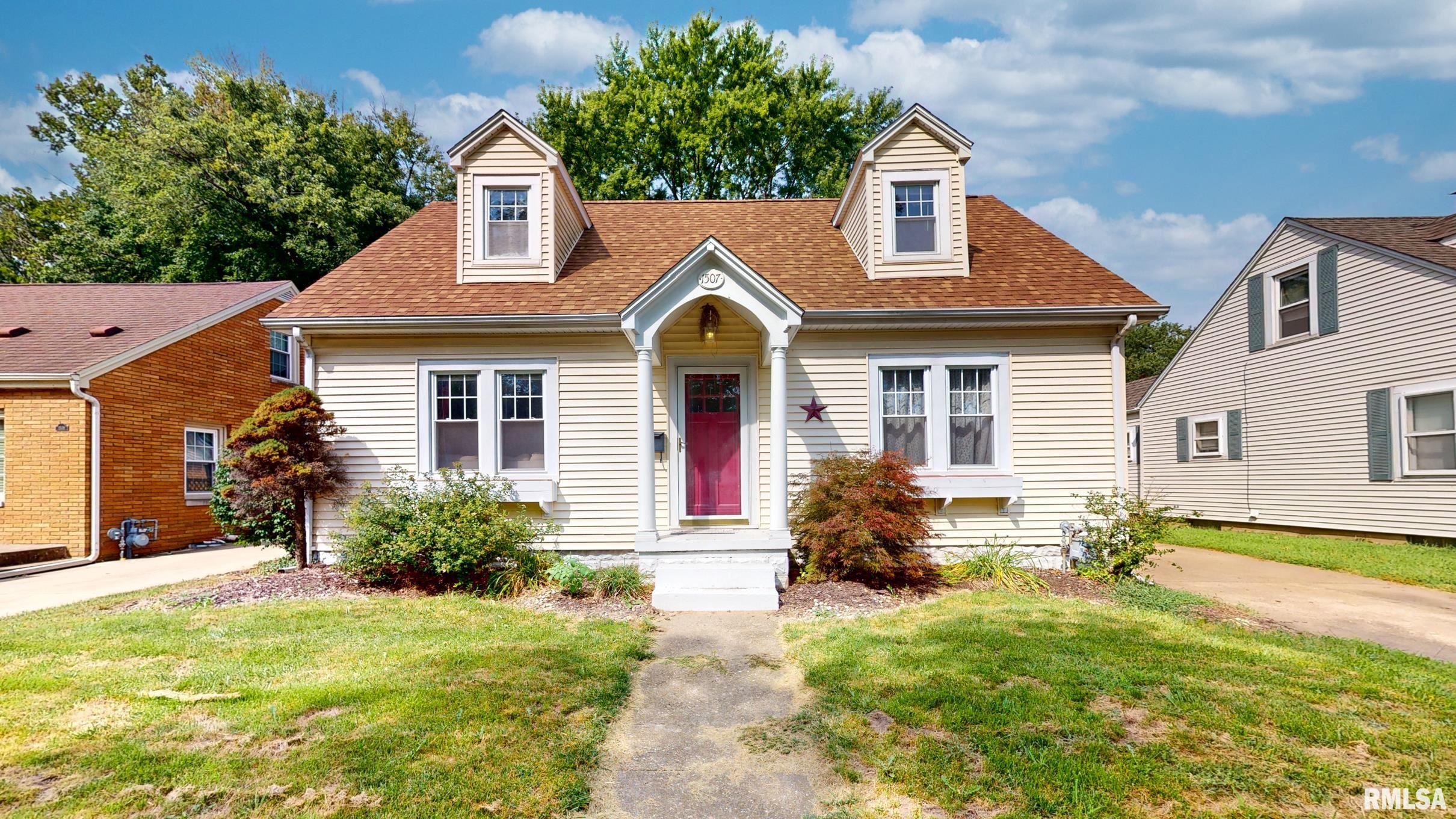 1507 South 4th Street Pekin, IL 61554 - Photo 2 of 28