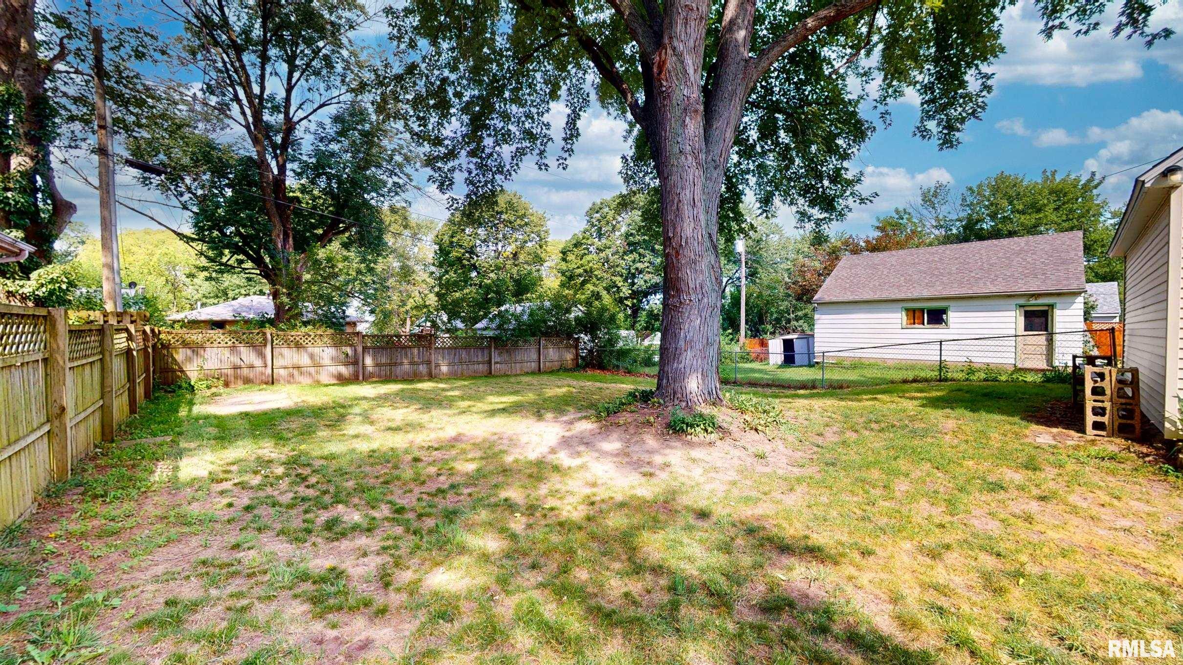 1507 South 4th Street Pekin, IL 61554 - Photo 6 of 28