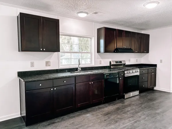 $2,450 | 1030 Greenhill Road, Charleston, SC 29412